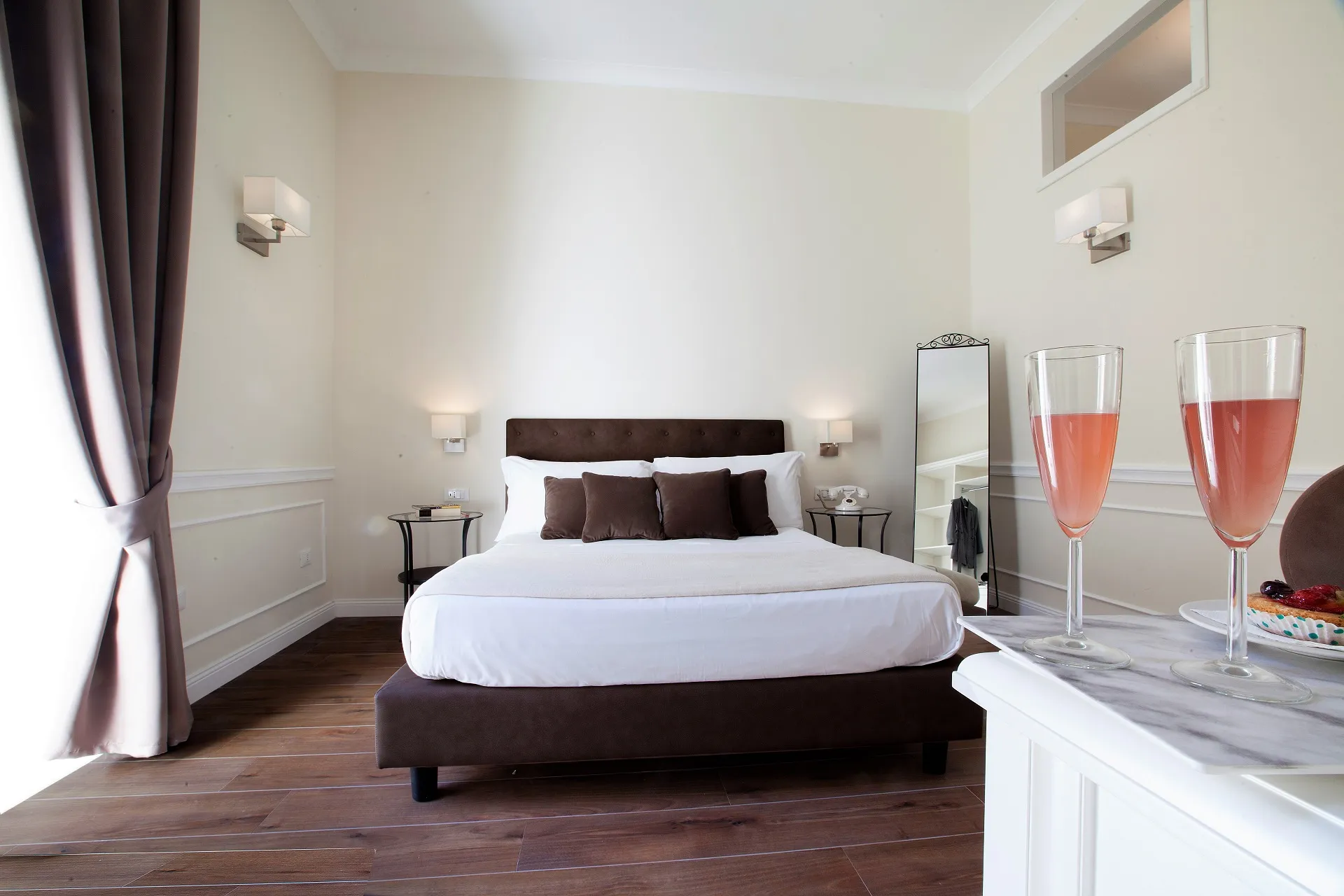 La Fontanina Suites-8