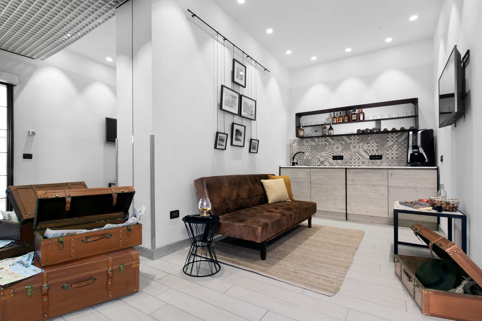 La Ferrovia Guest House-19